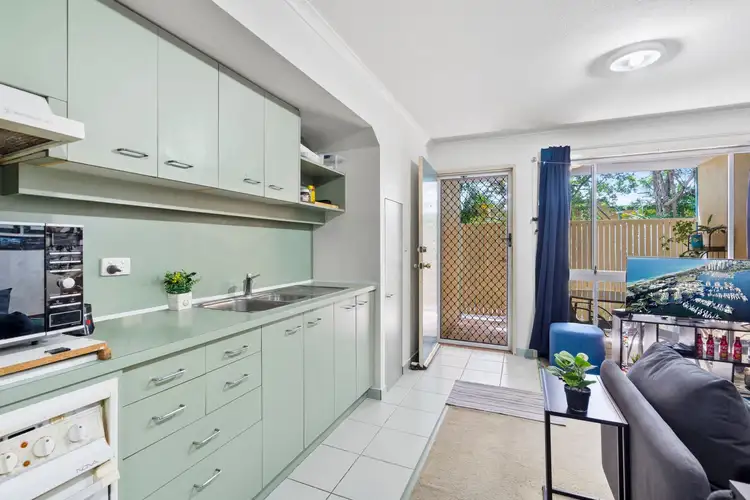 Fifth view of Homely unit listing, 3/33 Lagonda Street, Annerley QLD 4103