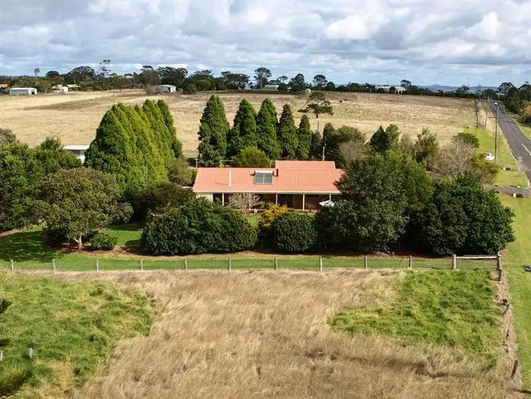 Second view of Homely rural property listing, 8 Rocklyn Street, Darling Heights QLD 4350