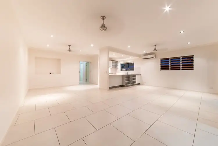 Fifth view of Homely unit listing, 1/31 Sunset Drive, Jubilee Pocket QLD 4802