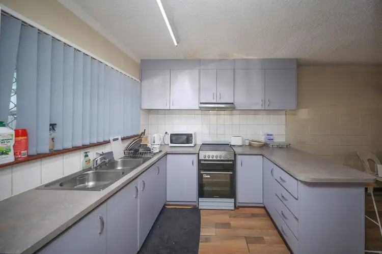 Second view of Homely house listing, 7/10 Walcott Way, Bulgarra WA 6714