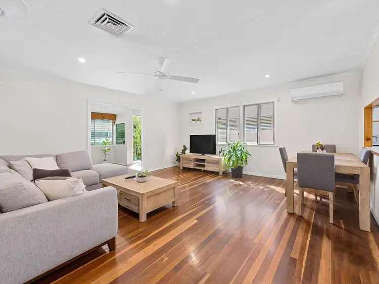 Fourth view of Homely house listing, 28 Belcaro Street, Upper Mount Gravatt QLD 4122