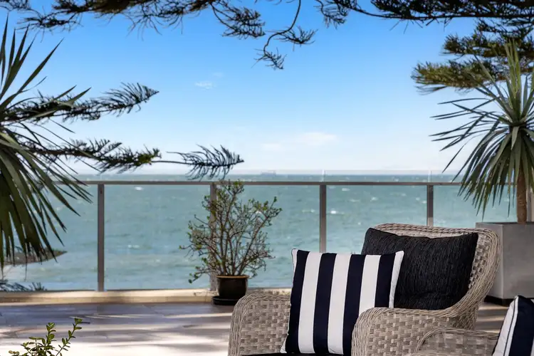3/24 Prince Edward Parade, Redcliffe QLD 4020