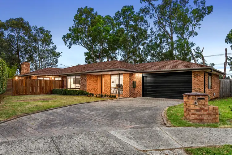 14 Cairn Curren Close, Rowville VIC 3178