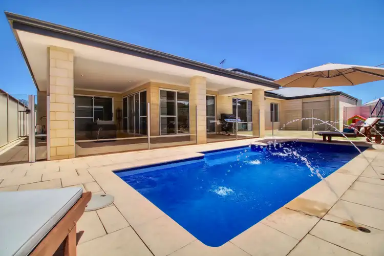 Fourth view of Homely house listing, 4 Carrow Bend, Baldivis WA 6171