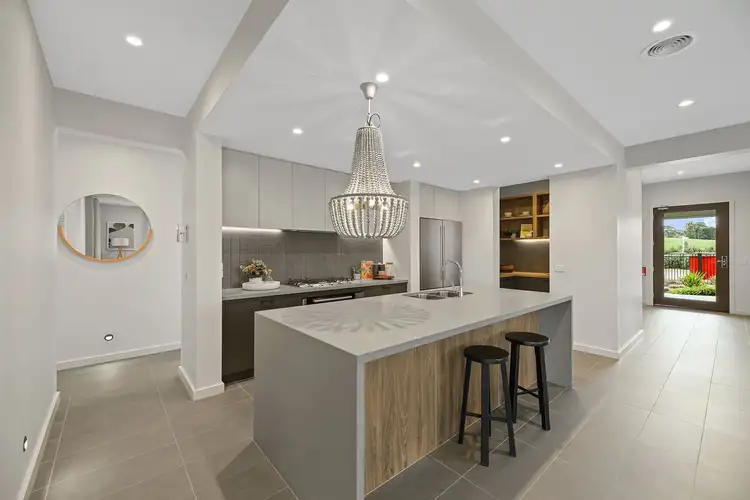 Second view of Homely house listing, 2 King Parrot Boulevard, Drouin VIC 3818