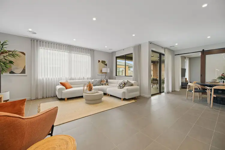 Fourth view of Homely house listing, 2 King Parrot Boulevard, Drouin VIC 3818