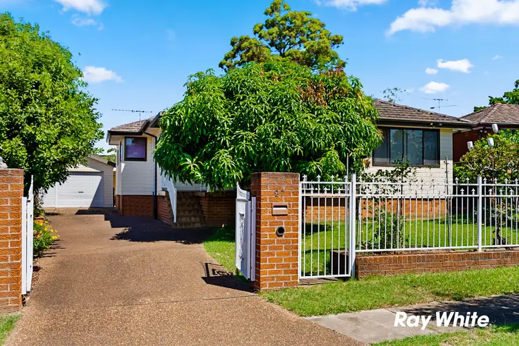 27 Winifred Crescent, Blacktown NSW 2148