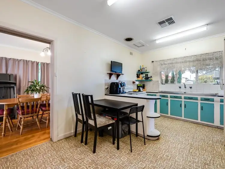Fifth view of Homely house listing, 33 Tyrie Avenue, Findon SA 5023