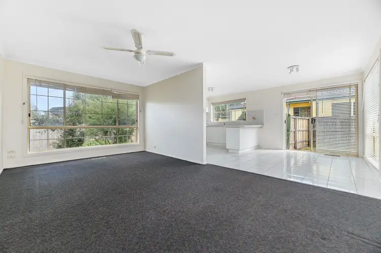 Sixth view of Homely unit listing, 2/1 Daniher Close, Berwick VIC 3806