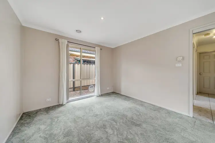 Third view of Homely house listing, 32 Jonsson Court, Dunlop ACT 2615