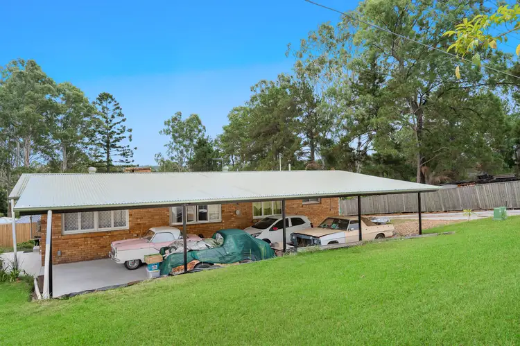 120 Springlands Drive