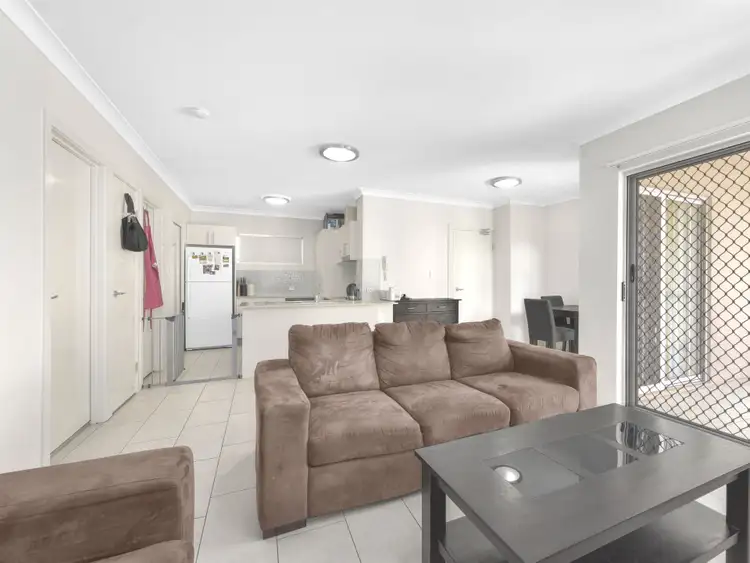 Third view of Homely apartment listing, 5/102 Melton Road, Nundah QLD 4012