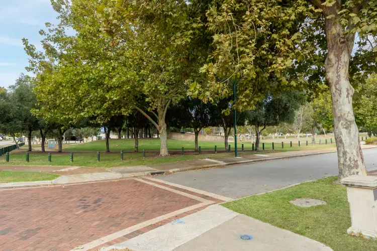 Third view of Homely house listing, 2 Laredo Bend, Port Kennedy WA 6172