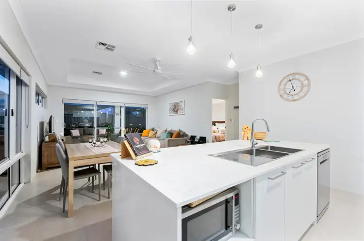 Sixth view of Homely house listing, 18 Radiant Loop, Dayton WA 6055