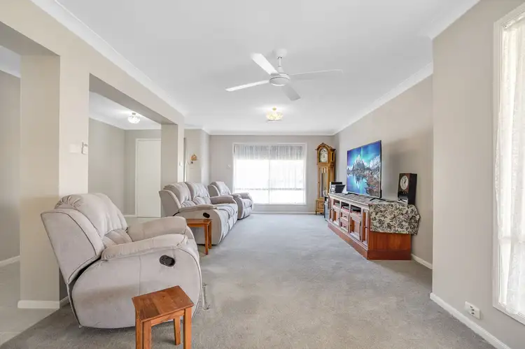 Fourth view of Homely house listing, 3 Holliday Close, Rutherford NSW 2320