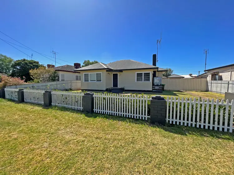 115 Farnell Street, Forbes NSW 2871