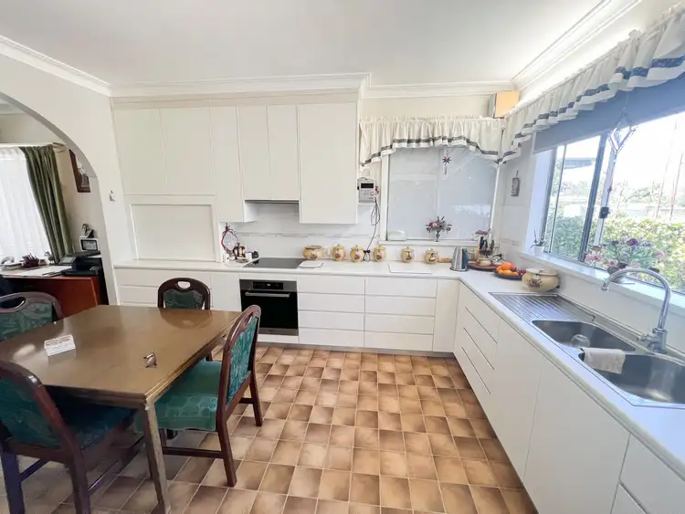 Fourth view of Homely house listing, 8 Woodland Street, Ungarie NSW 2669