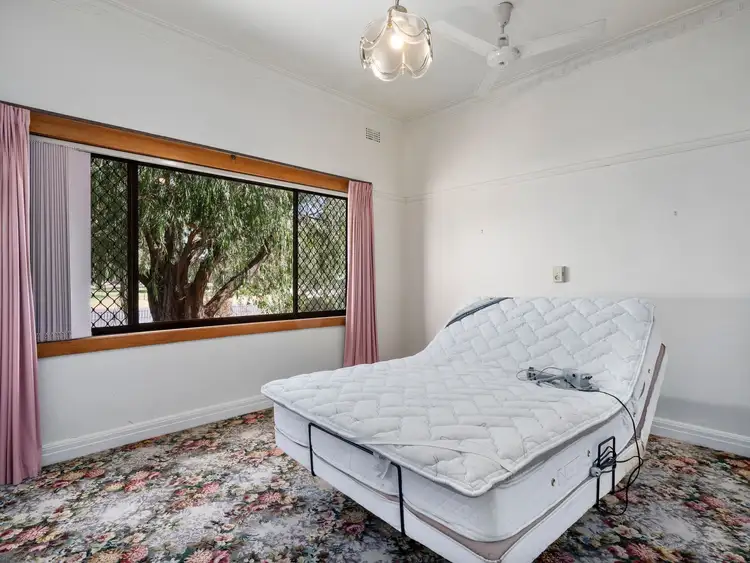Fifth view of Homely house listing, 105 Mackellar Street, Benalla VIC 3672