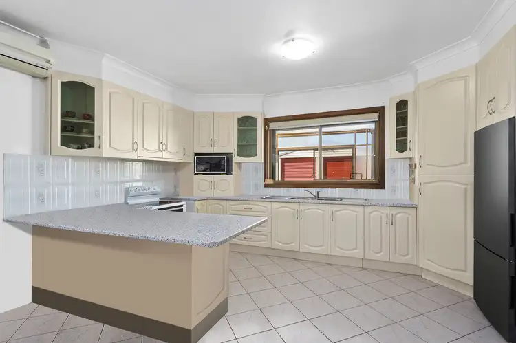 Fifth view of Homely house listing, 17 Korrongulla Crescent, Primbee NSW 2502