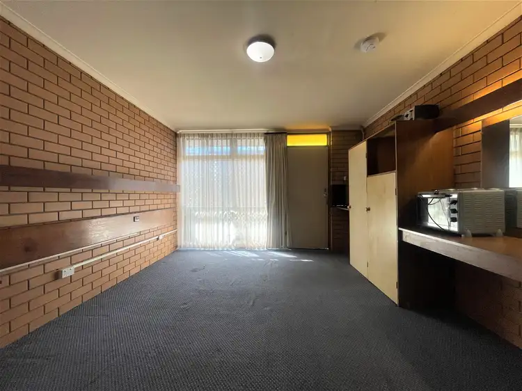 Third view of Homely studio listing, 8/305 Ogilvie Avenue, Echuca VIC 3564