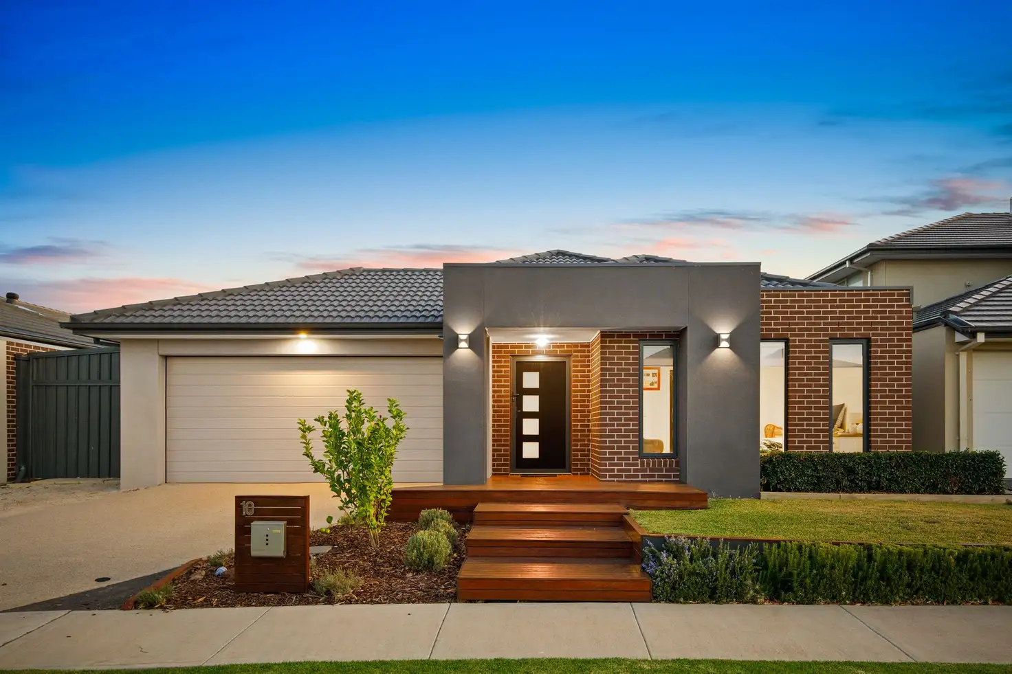 Main view of Homely house listing, 10 Inglewood Drive, Werribee VIC 3030
