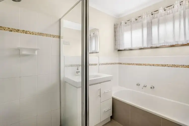 Seventh view of Homely house listing, 31 Kingston Avenue, Pakenham VIC 3810