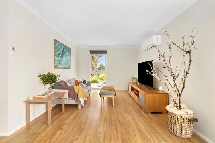Second view of Homely house listing, 4 Bindi Close, Frankston VIC 3199