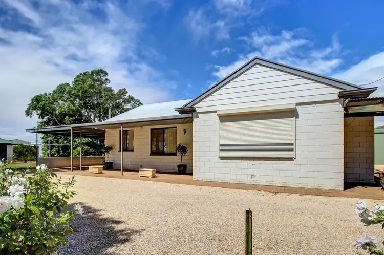 240 Vasey Road, Waikerie SA 5330