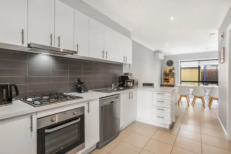Fourth view of Homely townhouse listing, 2/180 Henry Road, Pakenham VIC 3810