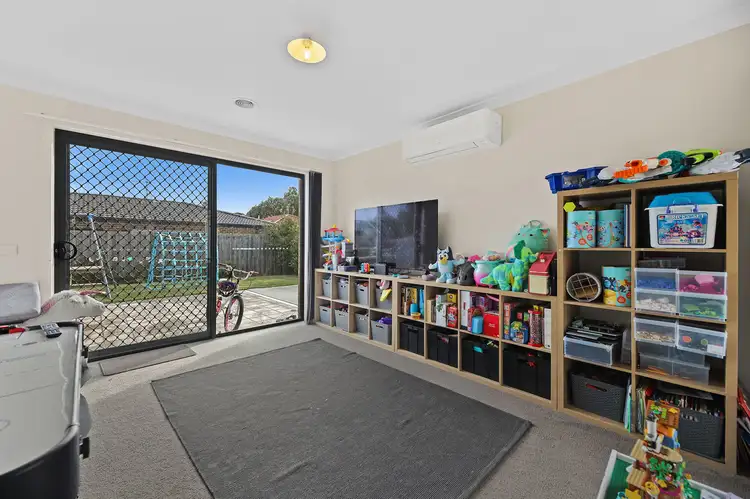 Sixth view of Homely house listing, 40 Summerhill Boulevard, Drouin VIC 3818