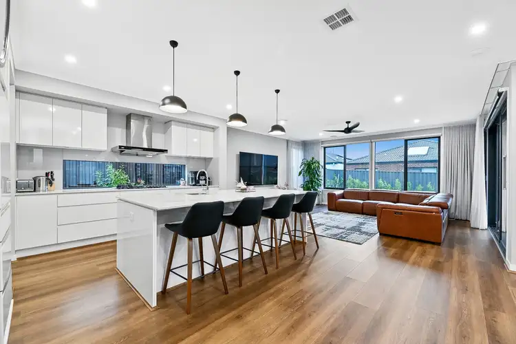 Fourth view of Homely house listing, 25 Excalibur Street, Berwick VIC 3806
