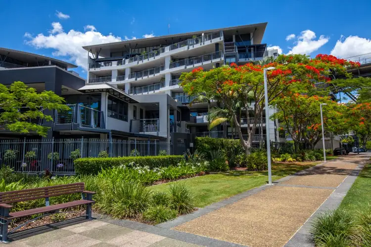 Main view of Homely apartment listing, 102/1 Holman Street, Kangaroo Point QLD 4169