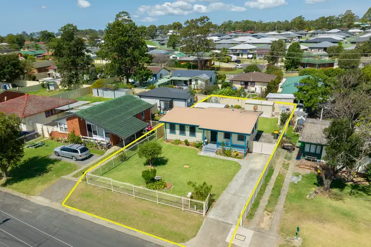 14 Quiberon Street, Nowra NSW 2541