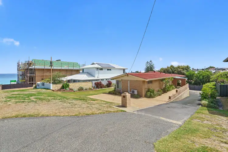5 Ross Avenue, Sorrento WA 6020