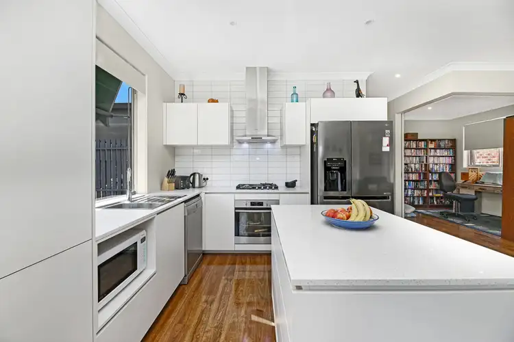 Fifth view of Homely house listing, 6 Daws Street, Cranbourne East VIC 3977