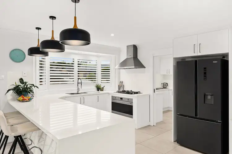 Second view of Homely house listing, 2 Helena Place, Albion Park NSW 2527