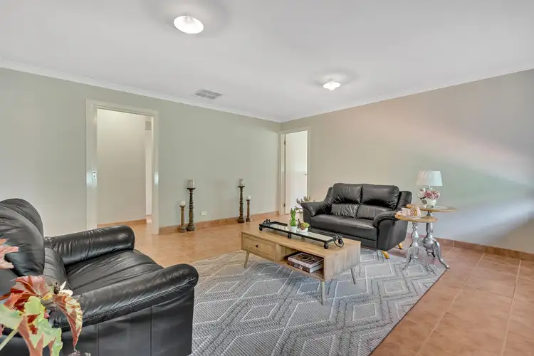 Fifth view of Homely house listing, 8 Studley Park Way, Craigieburn VIC 3064