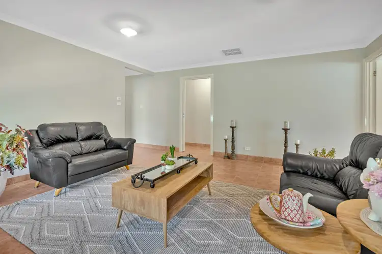 Sixth view of Homely house listing, 8 Studley Park Way, Craigieburn VIC 3064