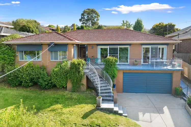 17 St Andrews Drive, Chirnside Park VIC 3116