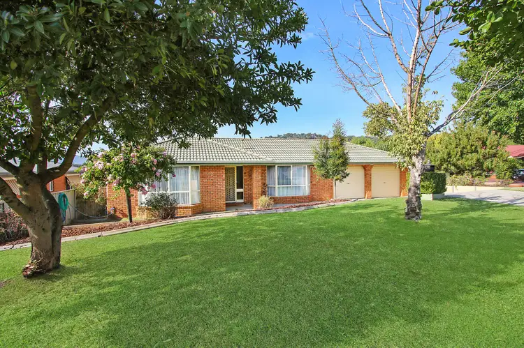 2 Canary Court, West Wodonga VIC 3690
