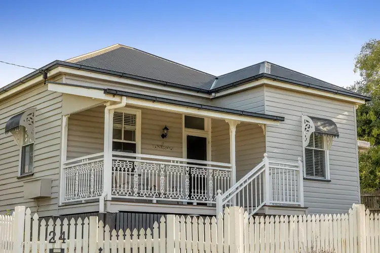 24 Seaton Street, South Toowoomba QLD 4350