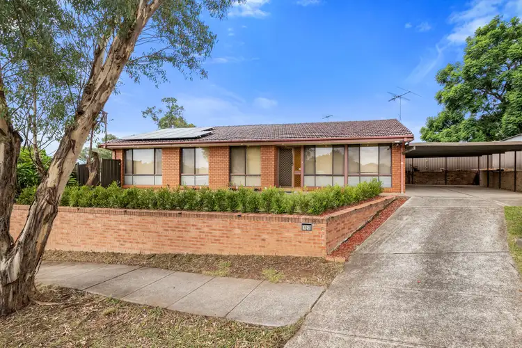 15 Anthony Drive, Rosemeadow NSW 2560
