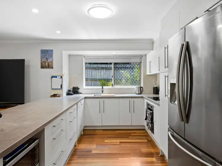 39 Urangan Court, Helensvale QLD 4212