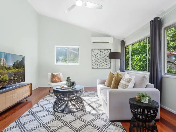 32 Ashburton Street, Chapel Hill QLD 4069