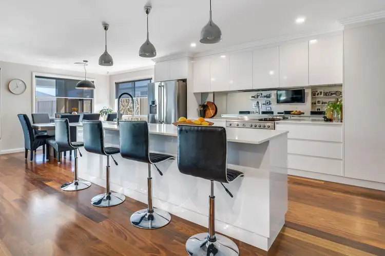 Second view of Homely house listing, 16 Goldstein Crescent, Lloyd NSW 2650