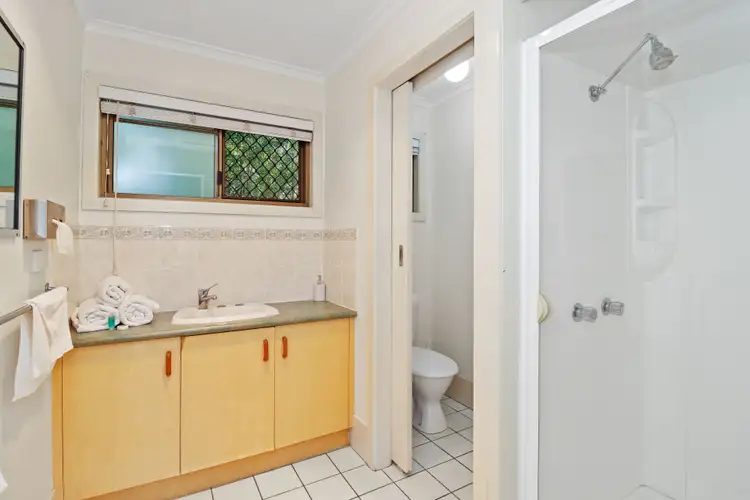 Sixth view of Homely unit listing, 14/1 Shell Street, Urangan QLD 4655