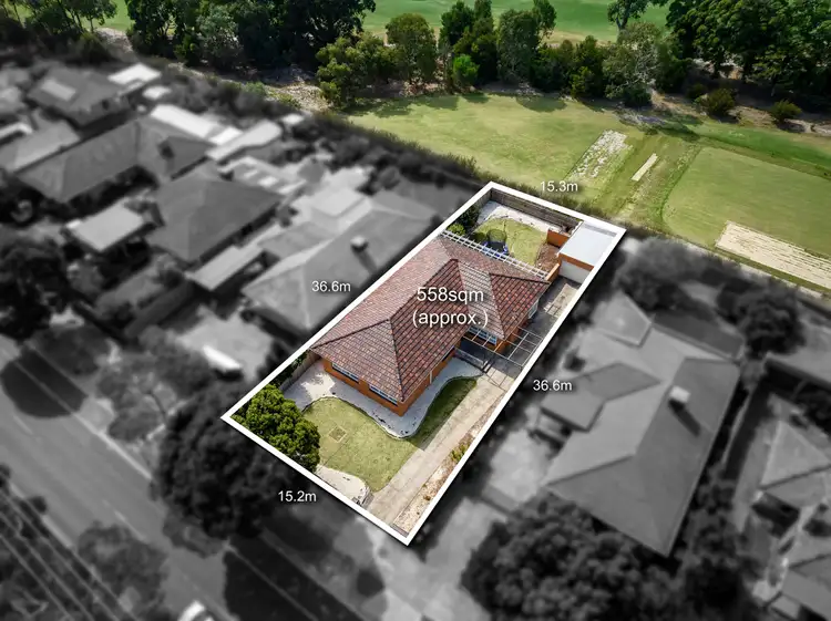 24 Golf Road, Oakleigh South VIC 3167