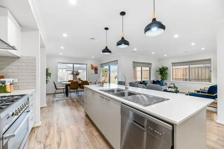 Fifth view of Homely house listing, 512 Kenilworth Avenue, Beaconsfield VIC 3807