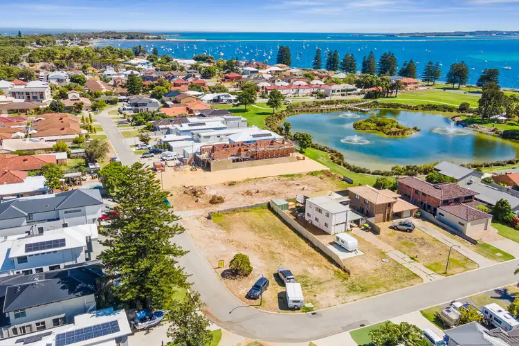 16 Fletcher Street, Rockingham WA 6168