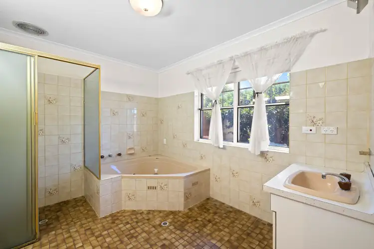 Sixth view of Homely house listing, 4 Ballara Avenue, Warradale SA 5046